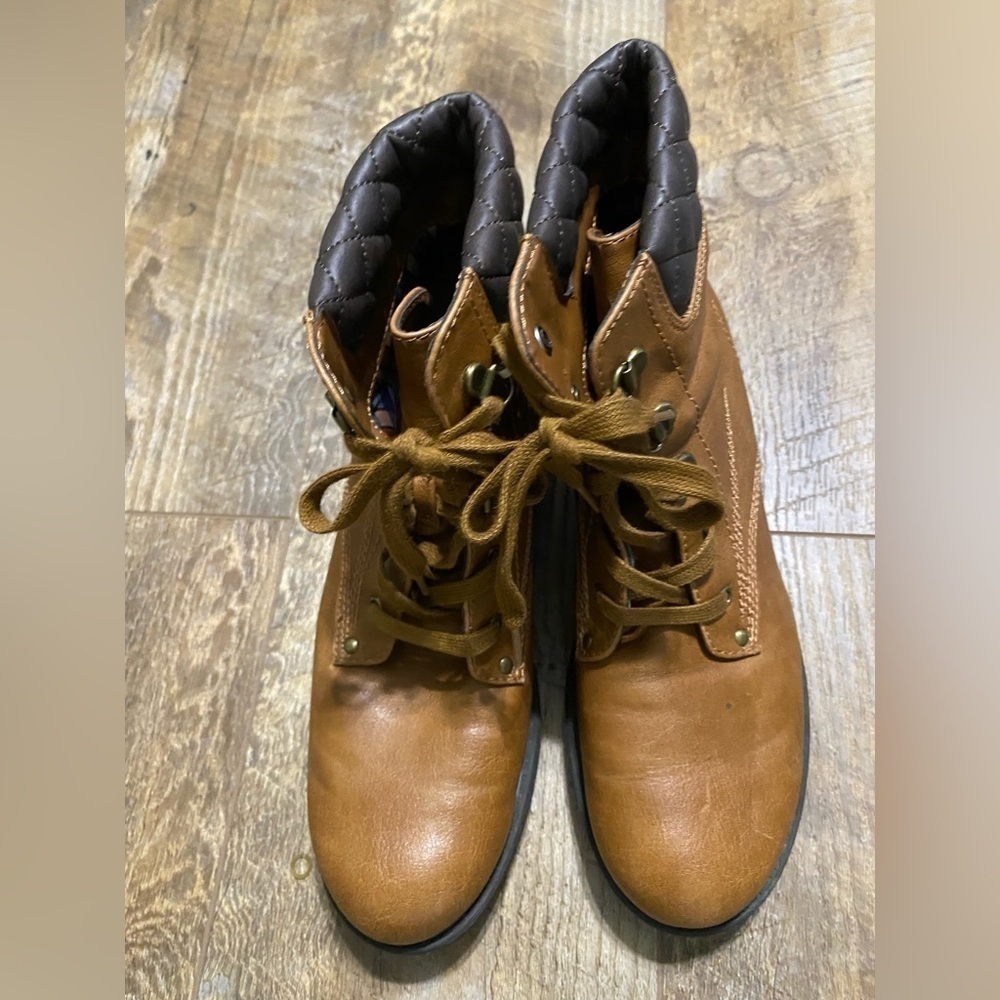 WHITE Mountain Ankle Lace Up Boots Women’s Size 8M